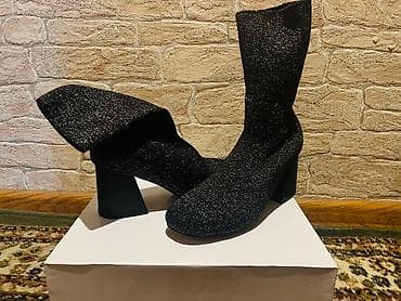 Угги: Продаю абсолютно новые деми сапоги ! Размер 37-37,5 Подойдут как и на — 2