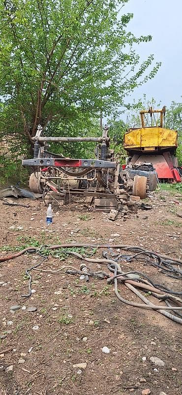 Продаются запчасти от Даф 95 В наличии блок цилинра радиатор