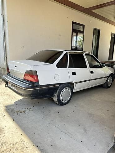 daewoo дамас: Daewoo Nexia: 1997 г., Седан — 4