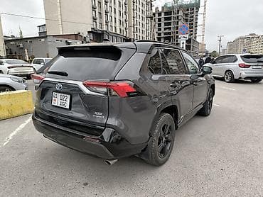 Toyota RAV4: 2021 г., 2.5 л, Вариатор, Гибрид, Кроссовер — 10