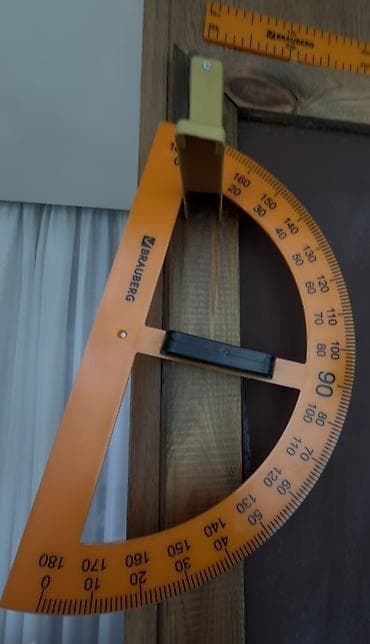 швеи упаковка: Настенная меловая доска. Матовая. Б/у. В отличном состоянии. Размер — 2