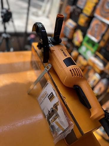 Инструменты: Новый, От электросети, 230 мм, 2600 Вт, 6300 об/мин — 2