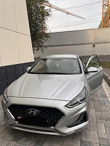 byd e2 2022: Hyundai Sonata: 2019 г., Седан — 1