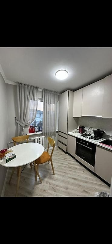 продаю квартиру 104 серии: 1 комната, 35 м², 104 серия, 4 этаж, Евроремонт — 6