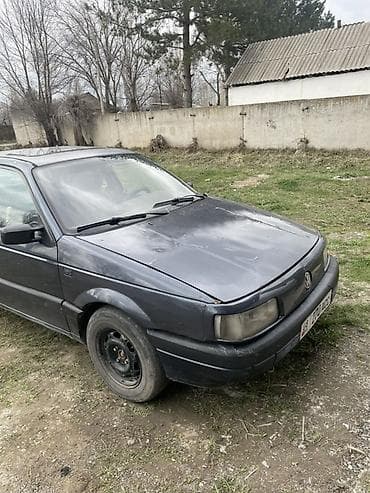 lexus 670: Volkswagen Passat: 1988 г., 1.8 л, Ручные, Газ, Седан — 1