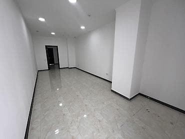 аренда места в бишкеке: Аренда офисов, 200 м², В бизнес центре, С видом на горы, 1 линия, С отдельной кухней — 3