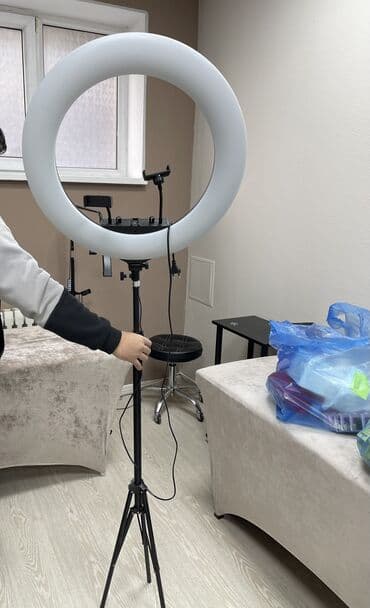 Продается лампа 2000сом!!!!