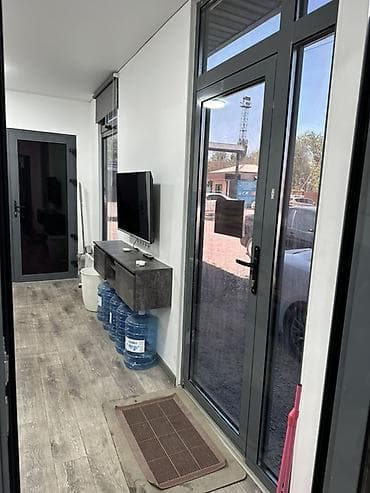 забыл: Продаю готовый офис,строили для себя,много денег вложено,так как для — 5