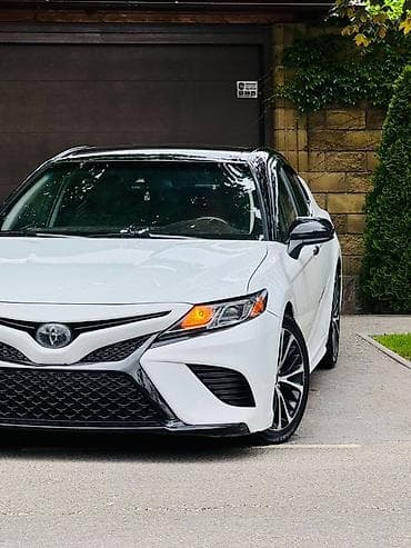 170: Toyota Camry: 2018 г., 2.5 л, Автомат, Бензин, Седан — 10