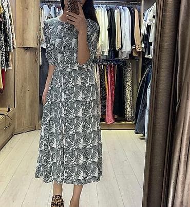 платья 42 размер: Платье на лето, очень лёгкое и удобное. Абсолютно новое.
Размер 42 — 1