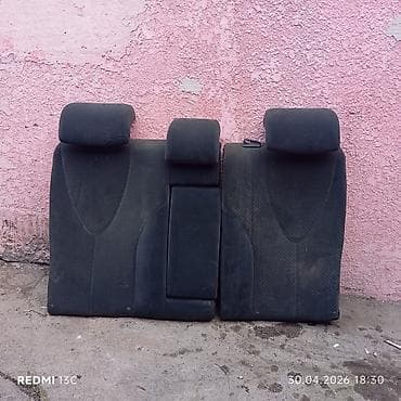 Сиденья: Комплект сидений, Ткань, текстиль, Toyota Б/у — 8