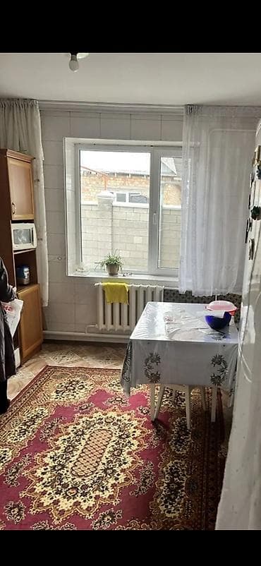 в одной семье: 70 м², 4 комнаты, Забор, огорожен — 6