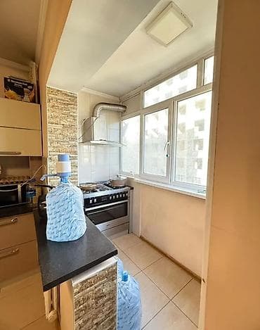 flat osh: 3х квартира Восток 5 С Мебелью бытовой техникой 5 этаж из 5 105 — 1