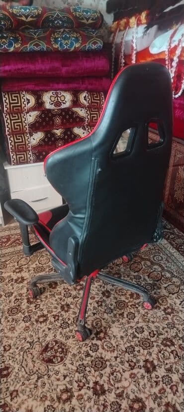 шкаф для барби: Игровое кресло, С колесиками, цвет - Черный, Экокожа — 3