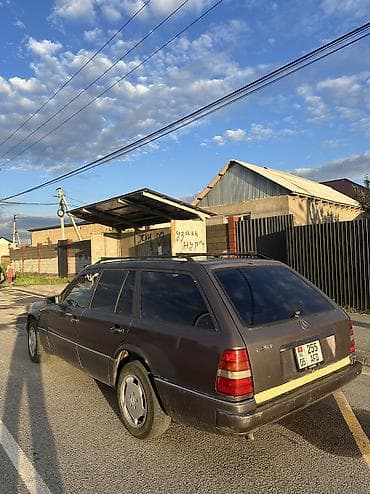 мерседес волк: Mercedes-Benz W124: 1994 г., 2.2 л, Автомат, Газ, Универсал — 3