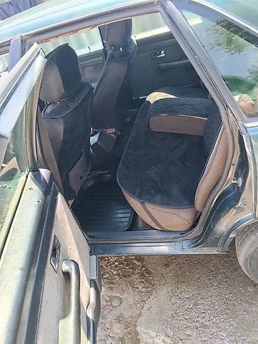Audi 100: 1989 г., 2 л, Кол менен иштөөчү, Бензин, Седан — 6