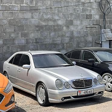 Mercedes-Benz E-Class: 2000 г., 3.2 л, Типтроник, Бензин, Седан