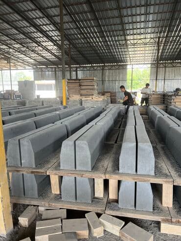 тратуарные бардюры: Дорожный бордюр, Прессованный, Бетонный, Новый — 3