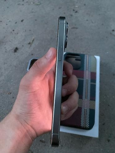 aiphone 11 pro: IPhone 15 Pro Max, Б/у, 256 ГБ, Natural Titanium, Зарядное устройство, Защитное стекло, Чехол, 82 % — 4