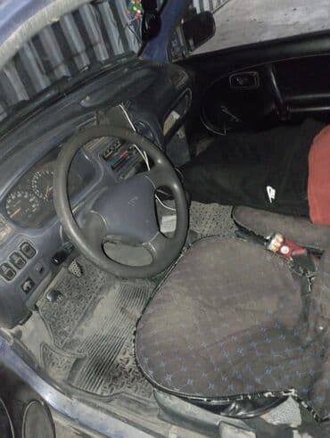 Daihatsu Cuore: 1995 г., 0.8 л, Механика, Бензин, Хэтчбэк