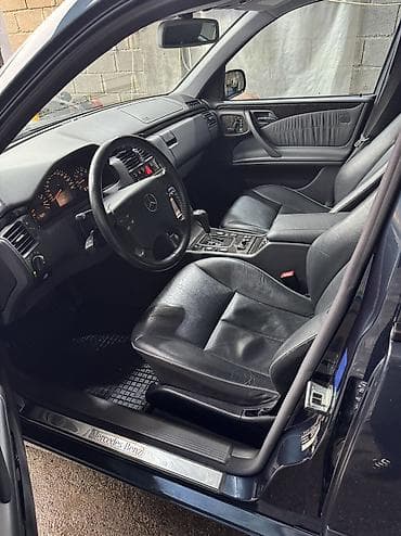 sl 55: Mercedes-Benz E-Class: 2000 г., 3.2 л, Типтроник, Бензин, Седан — 10