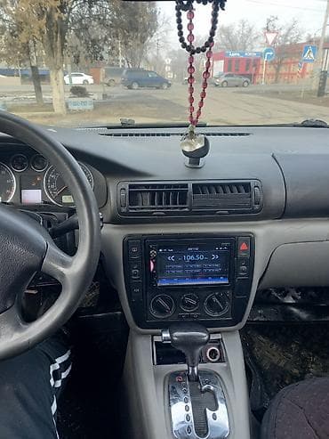 Volkswagen: Volkswagen Passat Variant: 2002 г., Автомат, Бензин, Универсал — 4