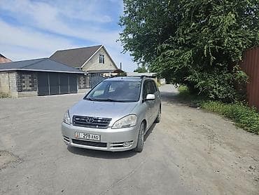 чехлов: Toyota Avensis Verso: 2003 г., 2 л, Механика, Дизель, Минивэн — 2