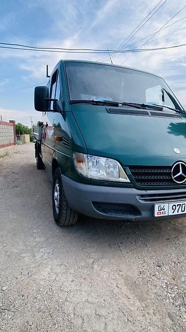 Унаа: Жүк ташуучу унаа, Mercedes-Benz, Дубль — 3