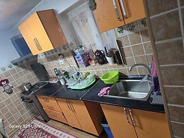 Мебельные гарнитуры: Кухня в очень хорошем состояние, все механизмы рабочие. Звонить по — 2