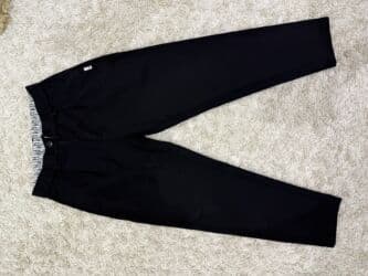 оборудование для нижнего белья: Серые джинсы(размер-29), классические черные брюки(размер-29), белые — 4