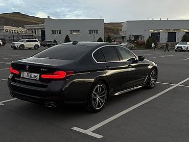купить мерс с: BMW 520: 2022 г., 2 л, Типтроник, Бензин, Седан — 6