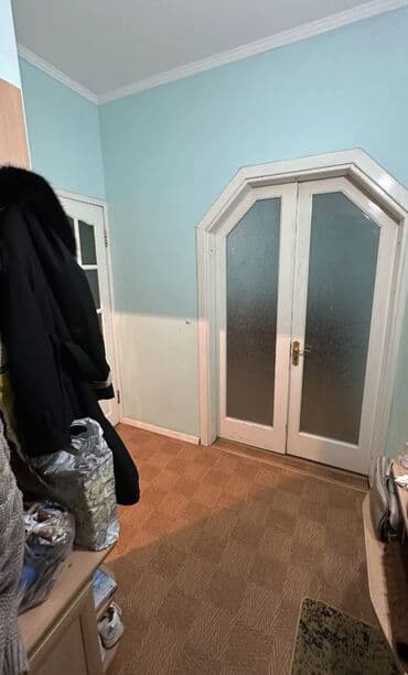 коммерческое помещение под бизнес: 1 комната, 37 м², 105 серия, 3 этаж, Косметический ремонт — 3