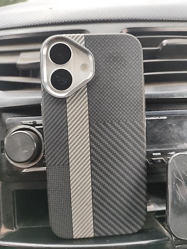 IPhone 16, Б/у, 256 ГБ, Белый, Чехол, 90 %