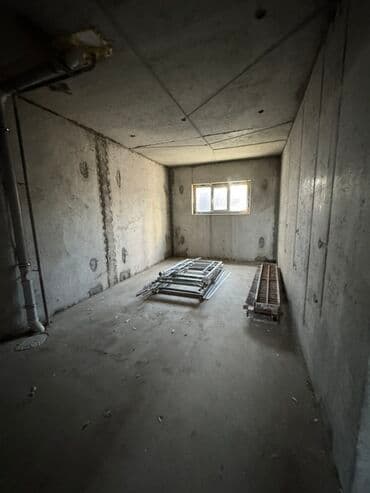 продается коммерческое помещение псо: Коммерческое помещение напротив школы В продаже 68 кв м -Под — 4