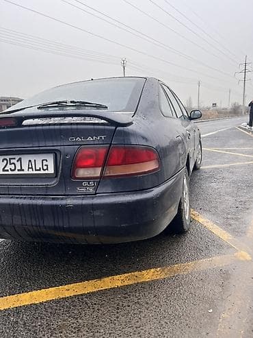 e500 124: Mitsubishi Galant: 1993 г., Седан — 2