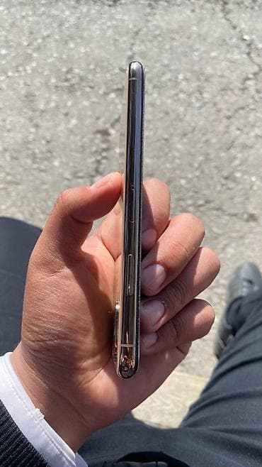 Apple iPhone: IPhone Xs, Б/у, 256 ГБ, Золотой, Чехол, 74 % — 4