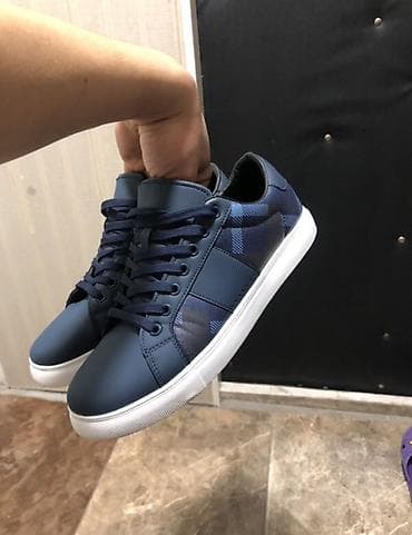 ecco 42: Мужские кроссовки, 42, Burberry, Б/у, цвет - Синий, Самовывоз — 2