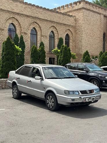 Транспорт: Volkswagen Passat: 1994 г., 1.8 л, Механика, Бензин, Седан — 1