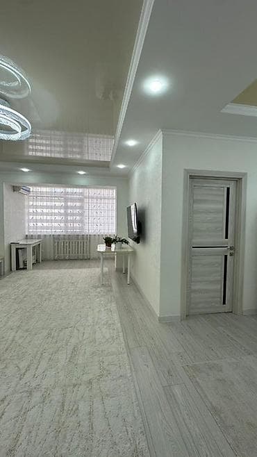 кекеев: 2 комнаты, 62 м², Элитка, 10 этаж, Дизайнерский ремонт — 3