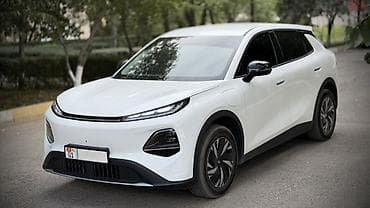 Changan: Changan Qiyuan Q05: 2026 г., 1 л, Робот, Электромобиль, Кроссовер — 3