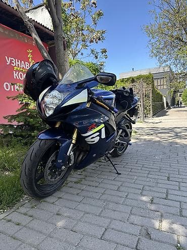 suzuki gsxr 600: Спортбайк Suzuki, 750 куб. см, Бензин — 2
