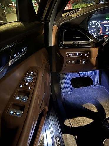 Hyundai Genesis: 2019 г., 3.8 л, Автомат, Бензин — 9