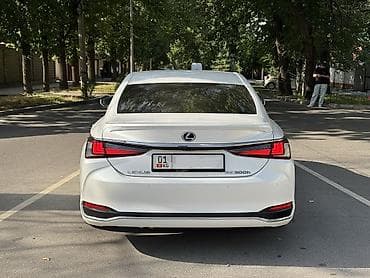 lexus es 2015: Lexus ES: 2019 г., 2.5 л, Вариатор, Гибрид, Седан — 4