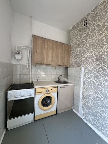 купить квартиру в рассрочку в бишкеке: 1 комната, 35 м², 105 серия, 4 этаж, Старый ремонт — 2