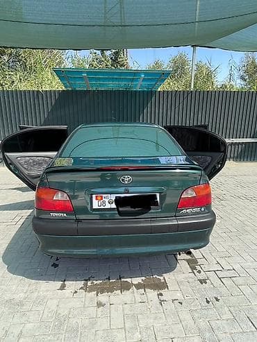 саната нюраис: Toyota Avensis: 1998 г., 1.8 л, Механика, Бензин, Седан — 2