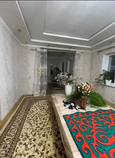 Дома: Продается 2‑этажный дом в районе ВОССТ‑1. Земельный участок — 5 соток — 6
