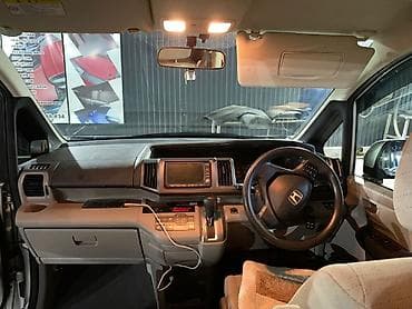 honda stepwgn 2009: Honda Stepwgn: 2010 г., 2 л, Автомат, Бензин, Минивэн — 4