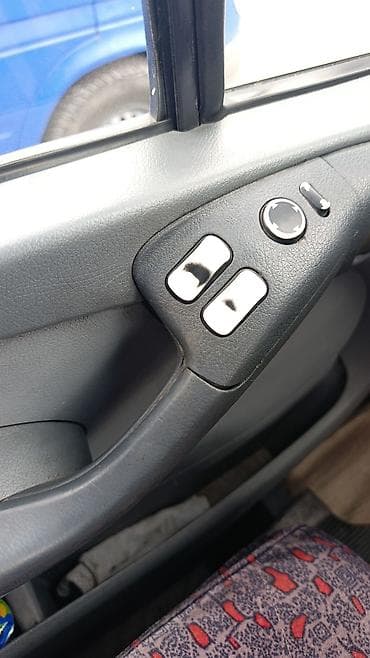 2 куб: Mercedes-Benz Спринтер: 2004 г., 2.9 л, Механика, Дизель, Бус — 9