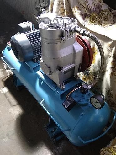 Производство строительных материалов: Компрессор воздушный. 0;7 куба в минуту.300 лит. ресивер.3 фазы — 1