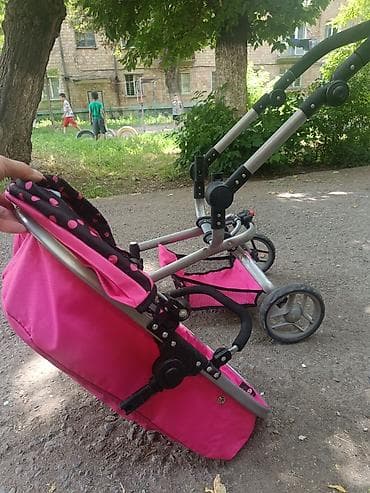 Оюнчуктар: Коляска для кукол. состояние новой, почти не пользовались. цена 3000 — 3